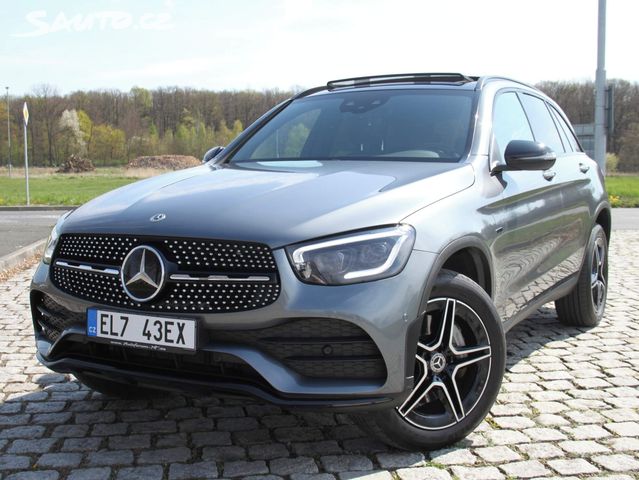 Mercedes GLC